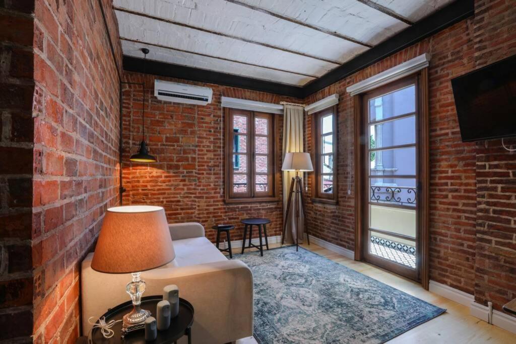 Galadoo Suites 3Rd Floor イスタンブール エクステリア 写真
